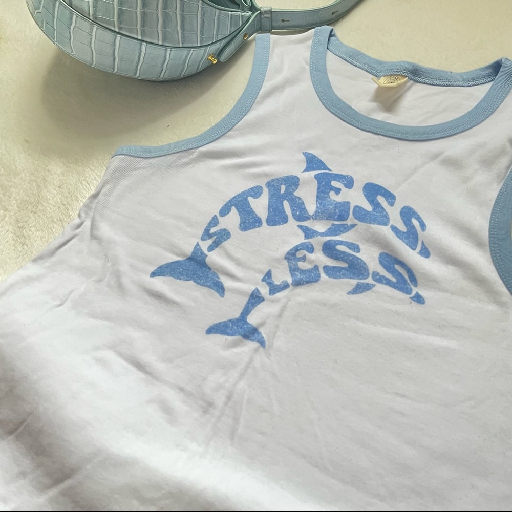 URBAN OUTFITTERS CROP TOP